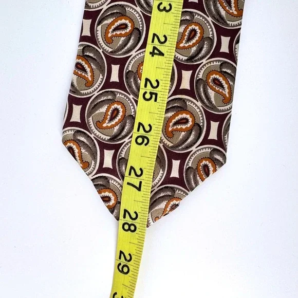 Christian Dior Necktie Mens 56" Burgundy Gold Paisley Medallion Silk Made in USA - Picture 4 of 4
